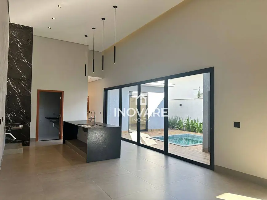 Casa de Condomínio com 3 quartos à venda, 300m2 em Arapora - MG - imagem 6 Foto 6 de Casa de Condomínio com 3 quartos à venda, 300m2 em Arapora - MG