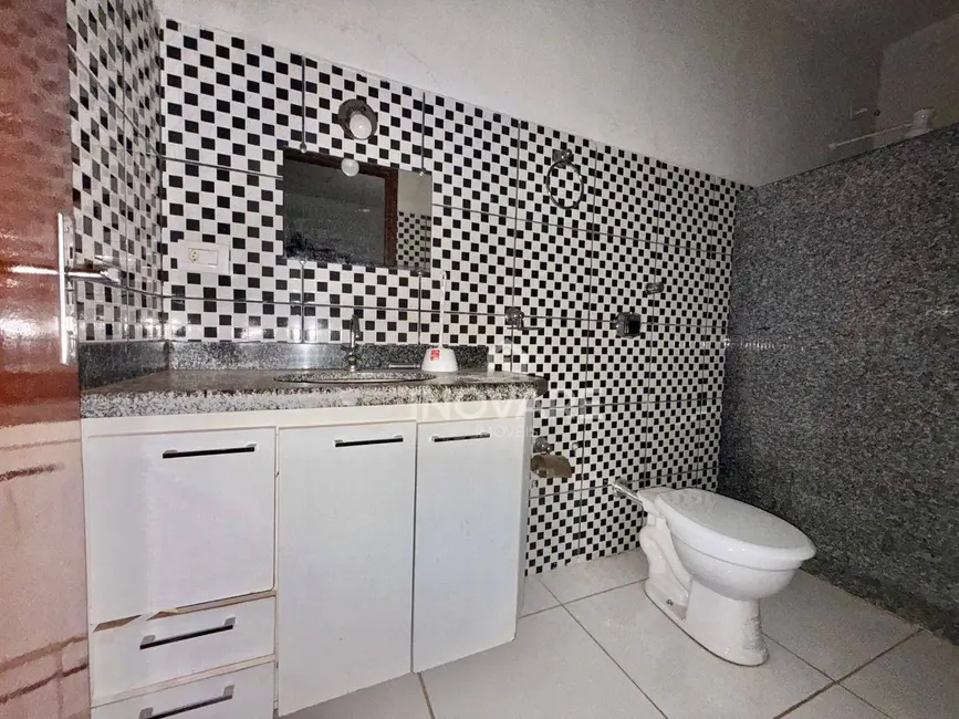 Casa com 3 quartos para alugar, 160m2 em Itumbiara - GO - imagem 4 Foto 4 de Casa com 3 quartos para alugar, 160m2 em Itumbiara - GO