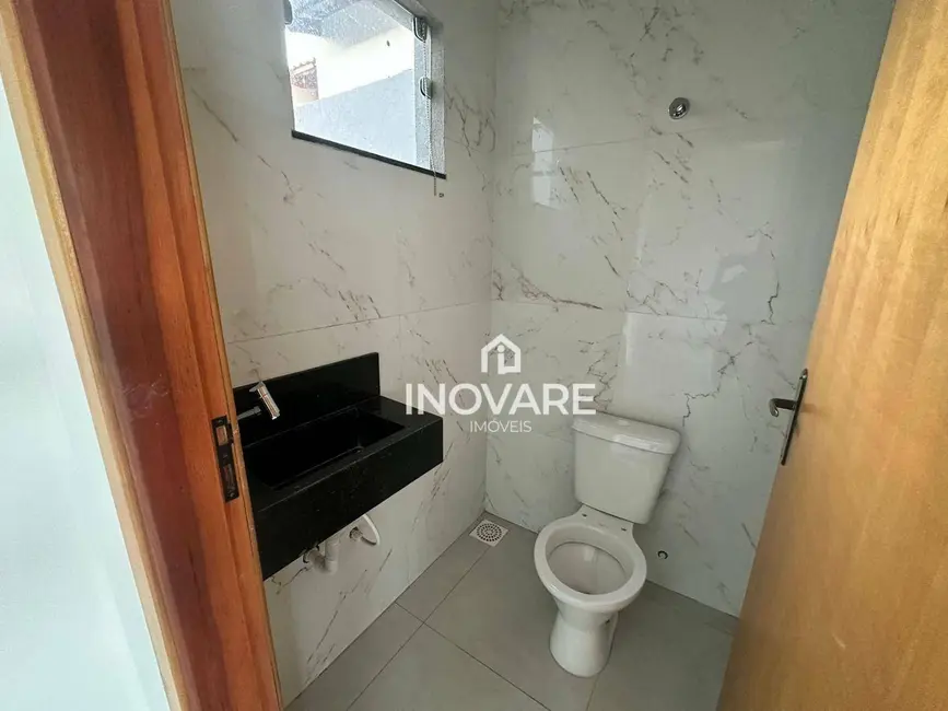 Casa com 3 quartos à venda, 180m2 em Setor Planalto, Itumbiara - GO - imagem 7 Foto 7 de Casa com 3 quartos à venda, 180m2 em Setor Planalto, Itumbiara - GO
