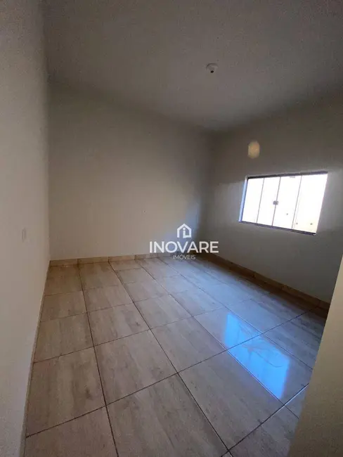 Casa com 2 quartos à venda, 250m2 em Itumbiara - GO - imagem 4 Foto 4 de Casa com 2 quartos à venda, 250m2 em Itumbiara - GO