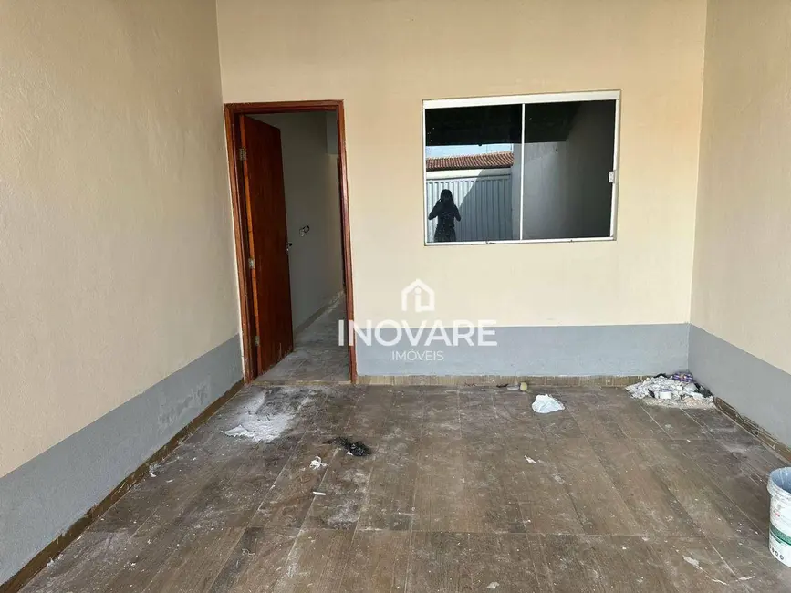 Foto 3 de Casa com 3 quartos para alugar, 200m2 em Jardim Leonora, Itumbiara - GO