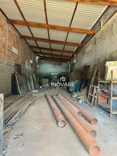 Armazém / Galpão à venda e para alugar, 175m2 em Setor Trindade, Itumbiara - GO - imagem 6 Foto 6 de Armazém / Galpão à venda e para alugar, 175m2 em Setor Trindade, Itumbiara - GO