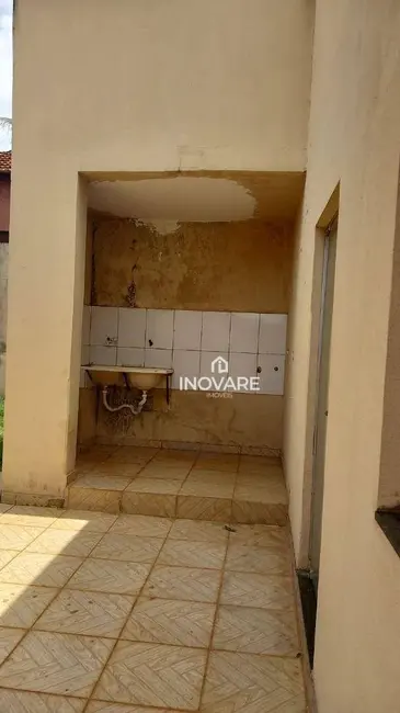 Casa com 3 quartos à venda, 273m2 em Setor Bela Vista, Itumbiara - GO - imagem 8 Foto 8 de Casa com 3 quartos à venda, 273m2 em Setor Bela Vista, Itumbiara - GO