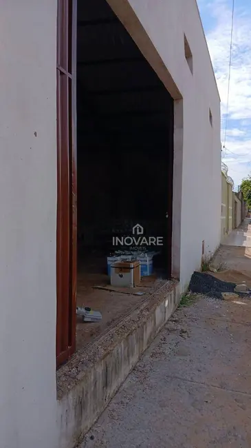 Armazém / Galpão para alugar, 450m2 em Jardim América, Itumbiara - GO - imagem 4 Foto 4 de Armazém / Galpão para alugar, 450m2 em Jardim América, Itumbiara - GO