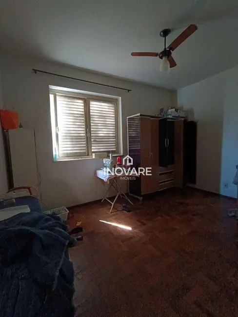 Casa com 3 quartos à venda, 1319m2 em Itumbiara - GO - imagem 5 Foto 5 de Casa com 3 quartos à venda, 1319m2 em Itumbiara - GO