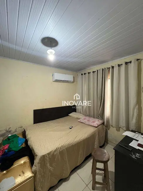 Casa com 3 quartos à venda, 300m2 em Itumbiara - GO - imagem 5 Foto 5 de Casa com 3 quartos à venda, 300m2 em Itumbiara - GO