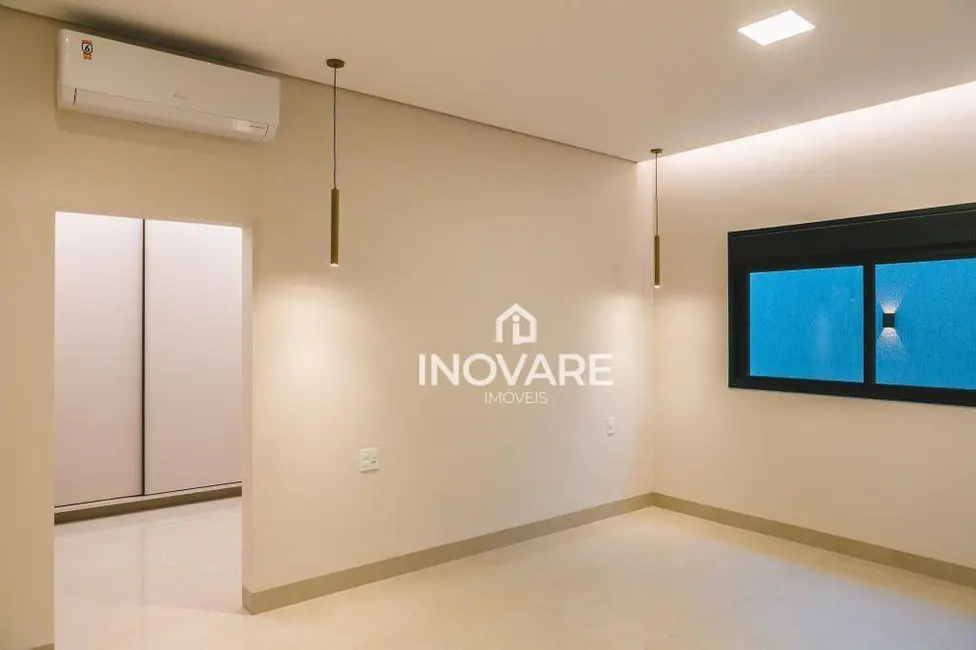 Casa de Condomínio com 3 quartos à venda, 455m2 em Condomínio Horizontal Paraíso, Itumbiara - GO - imagem 5 Foto 5 de Casa de Condomínio com 3 quartos à venda, 455m2 em Condomínio Horizontal Paraíso, Itumbiara - GO