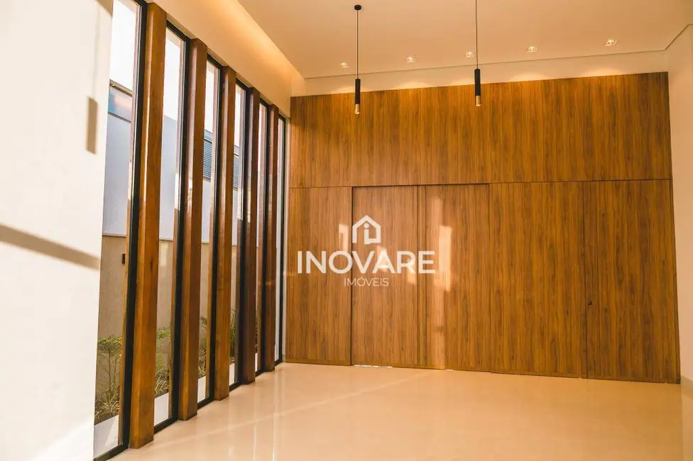 Casa de Condomínio com 3 quartos à venda, 455m2 em Condomínio Horizontal Paraíso, Itumbiara - GO - imagem 9 Foto 9 de Casa de Condomínio com 3 quartos à venda, 455m2 em Condomínio Horizontal Paraíso, Itumbiara - GO