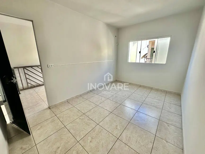 Apartamento com 2 quartos para alugar, 50m2 em Itumbiara - GO - imagem 6 Foto 6 de Apartamento com 2 quartos para alugar, 50m2 em Itumbiara - GO