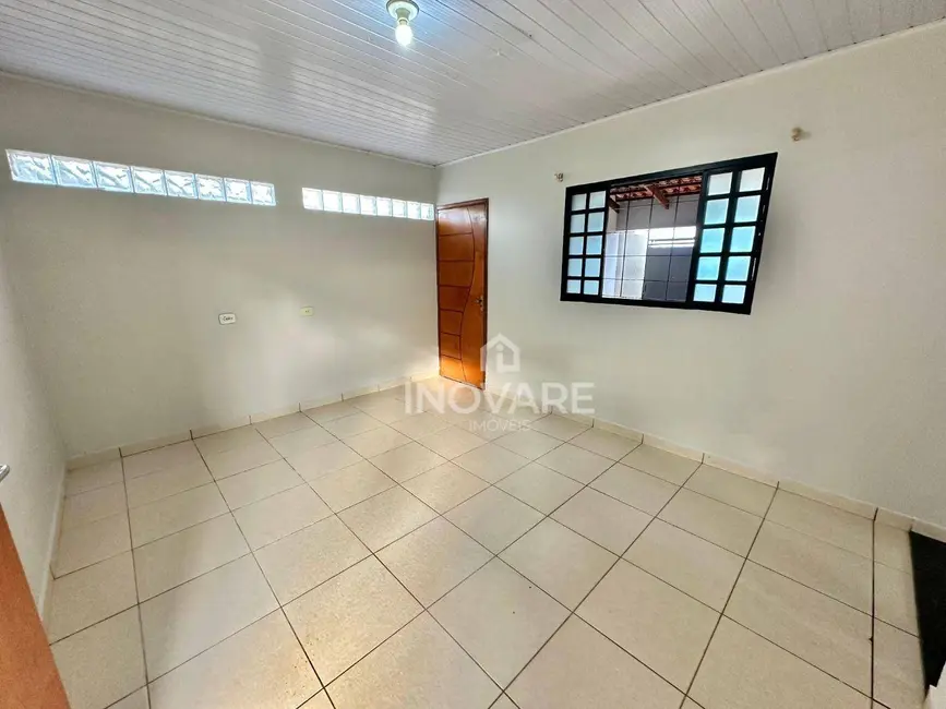 Foto 4 de Casa com 3 quartos para alugar, 250m2 em Itumbiara - GO