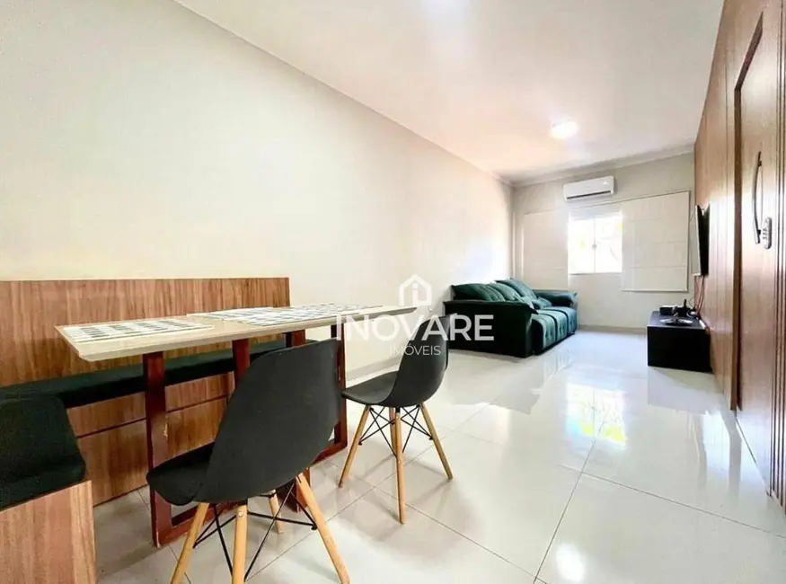 Casa com 3 quartos à venda, 200m2 em Jardim Morumbi, Itumbiara - GO - imagem 3 Foto 3 de Casa com 3 quartos à venda, 200m2 em Jardim Morumbi, Itumbiara - GO