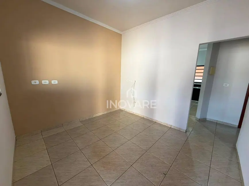 Foto 5 de Casa com 2 quartos para alugar, 200m2 em Itumbiara - GO