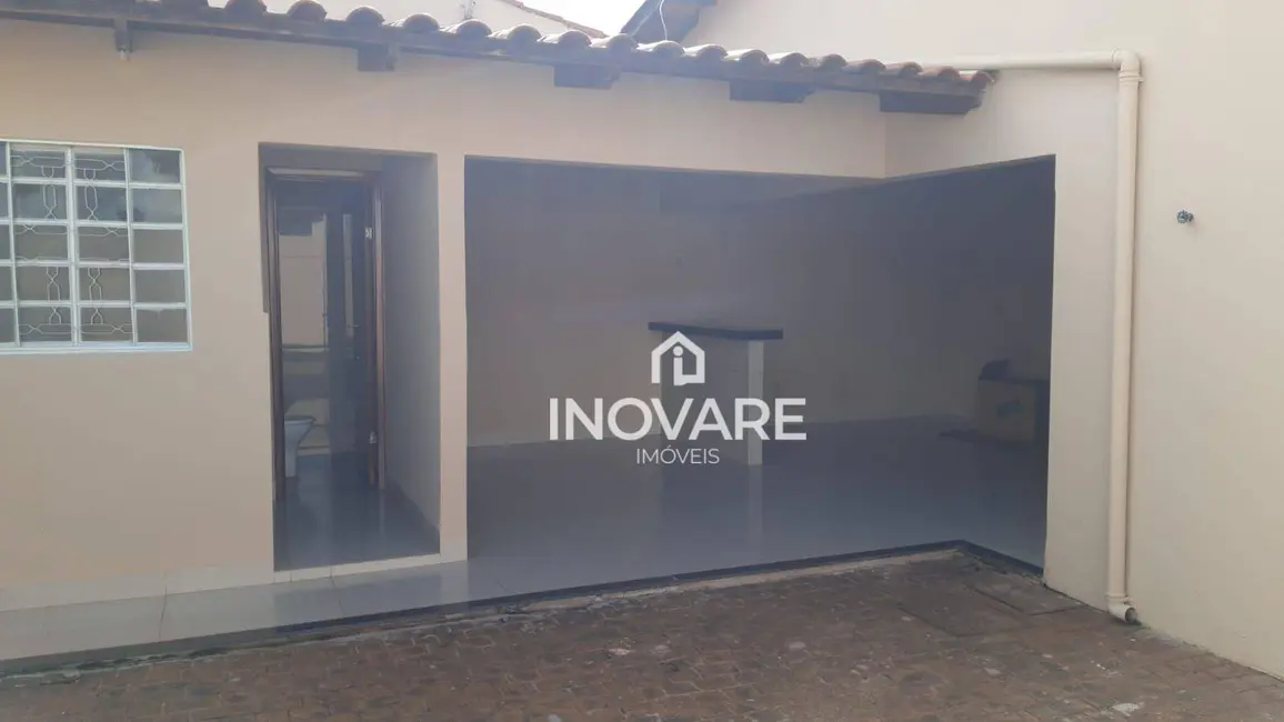 Casa com 3 quartos à venda, 300m2 em Alto da Boa Vista, Itumbiara - GO - imagem 8 Foto 8 de Casa com 3 quartos à venda, 300m2 em Alto da Boa Vista, Itumbiara - GO