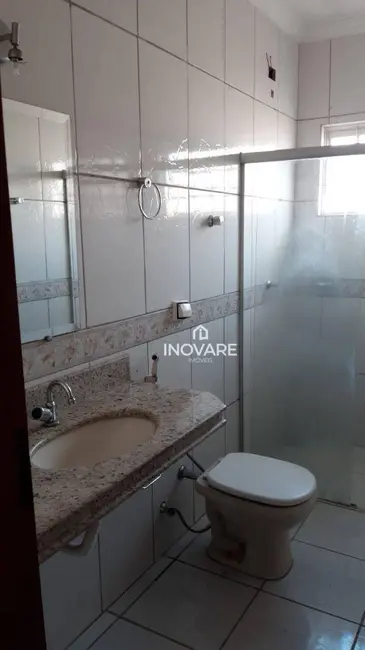 Casa com 3 quartos à venda, 300m2 em Alto da Boa Vista, Itumbiara - GO - imagem 7 Foto 7 de Casa com 3 quartos à venda, 300m2 em Alto da Boa Vista, Itumbiara - GO