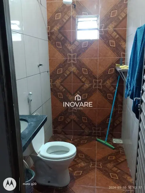 Foto 6 de Casa com 2 quartos à venda, 180m2 em Jardim Leonora, Itumbiara - GO