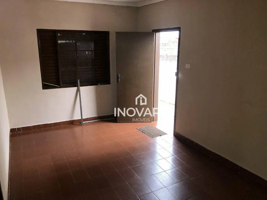 Foto 5 de Casa com 3 quartos para alugar, 150m2 em Itumbiara - GO