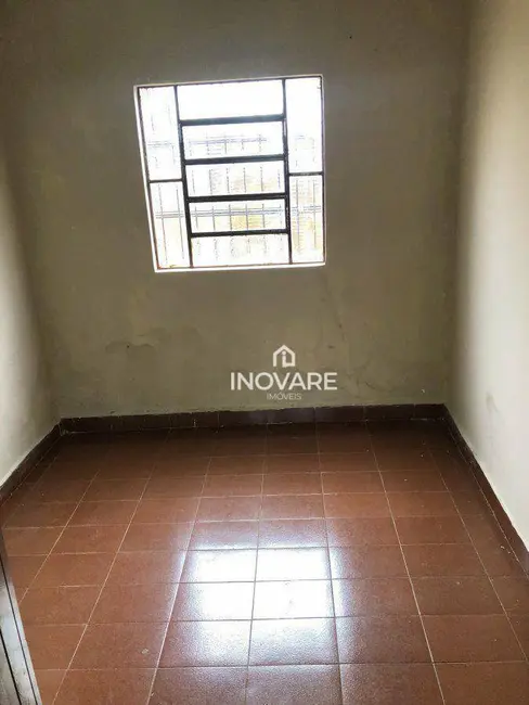 Foto 6 de Casa com 3 quartos para alugar, 150m2 em Itumbiara - GO