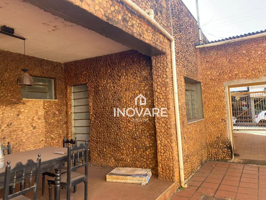 Foto 5 de Casa com 8 quartos à venda, 439m2 em Itumbiara - GO