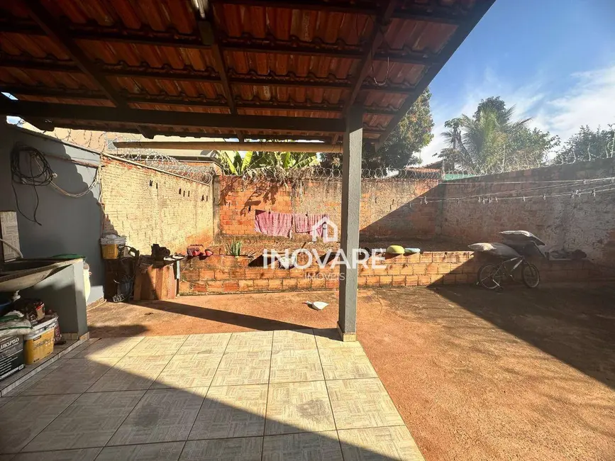 Casa com 2 quartos à venda, 250m2 em Itumbiara - GO - imagem 9 Foto 9 de Casa com 2 quartos à venda, 250m2 em Itumbiara - GO