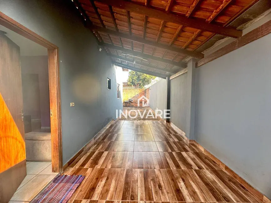 Casa com 2 quartos à venda, 250m2 em Itumbiara - GO - imagem 3 Foto 3 de Casa com 2 quartos à venda, 250m2 em Itumbiara - GO