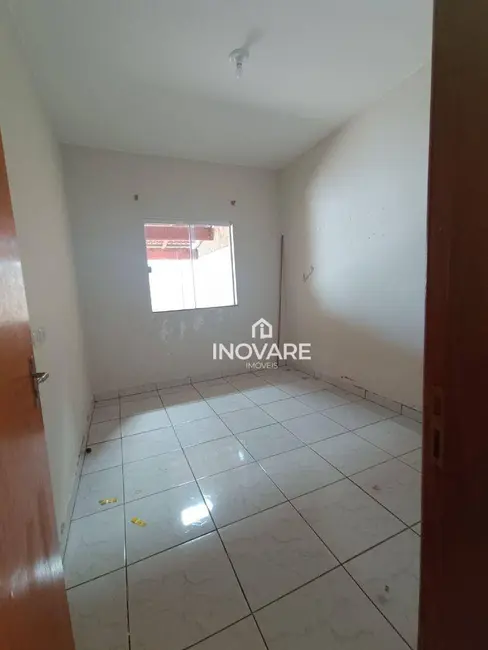 Casa com 2 quartos à venda, 180m2 em Itumbiara - GO - imagem 6 Foto 6 de Casa com 2 quartos à venda, 180m2 em Itumbiara - GO