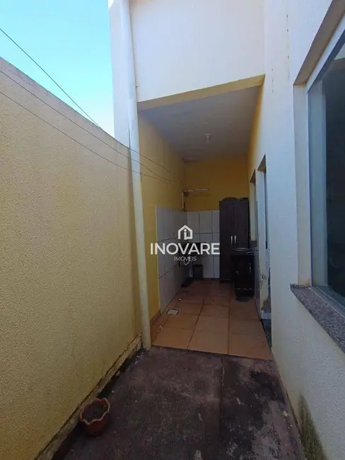 Casa com 2 quartos à venda, 180m2 em Itumbiara - GO - imagem 9 Foto 9 de Casa com 2 quartos à venda, 180m2 em Itumbiara - GO