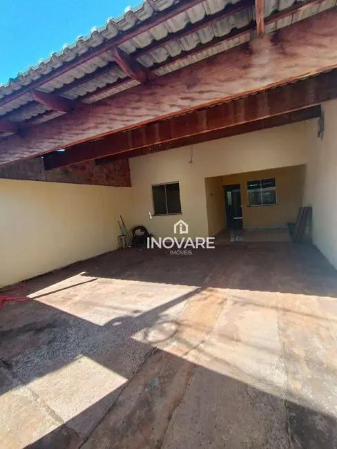 Casa com 2 quartos à venda, 180m2 em Itumbiara - GO - imagem 2 Foto 2 de Casa com 2 quartos à venda, 180m2 em Itumbiara - GO