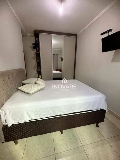 Casa com 3 quartos à venda, 45m2 em Setor Buritys, Itumbiara - GO - imagem 5 Foto 5 de Casa com 3 quartos à venda, 45m2 em Setor Buritys, Itumbiara - GO
