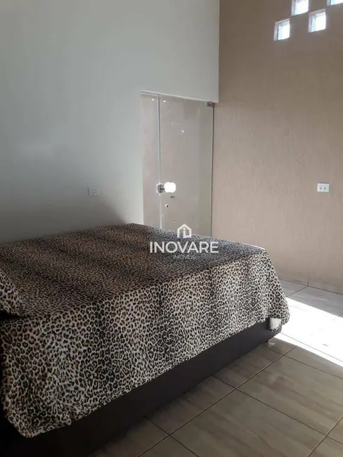 Casa com 3 quartos à venda, 429m2 em Ernestina Borges de Andrade, Itumbiara - GO - imagem 8 Foto 8 de Casa com 3 quartos à venda, 429m2 em Ernestina Borges de Andrade, Itumbiara - GO