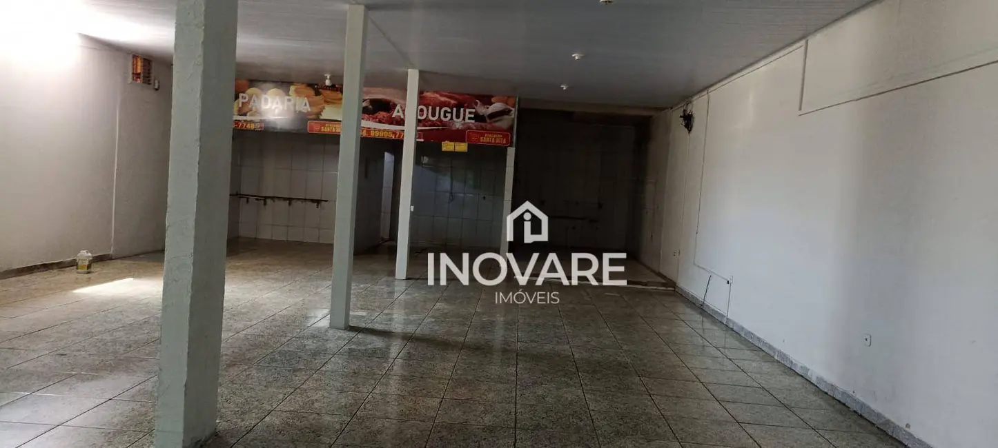 Foto 2 de Casa com 3 quartos à venda, 500m2 em Setor Planalto, Itumbiara - GO