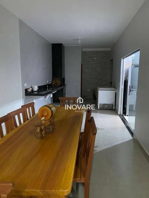 Casa com 3 quartos à venda, 360m2 em Itumbiara - GO - imagem 9 Foto 9 de Casa com 3 quartos à venda, 360m2 em Itumbiara - GO