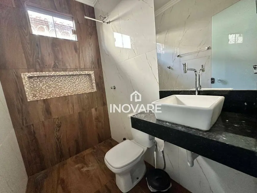 Casa com 3 quartos para alugar, 180m2 em Setor Buritys, Itumbiara - GO - imagem 9 Foto 9 de Casa com 3 quartos para alugar, 180m2 em Setor Buritys, Itumbiara - GO