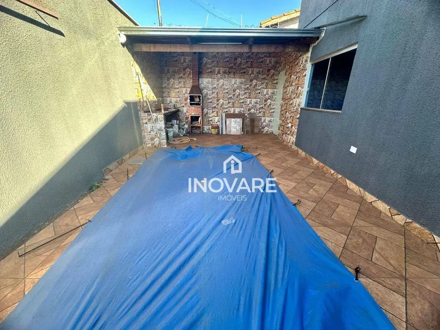 Casa com 3 quartos para alugar, 180m2 em Setor Buritys, Itumbiara - GO - imagem 1 Foto 1 de Casa com 3 quartos para alugar, 180m2 em Setor Buritys, Itumbiara - GO