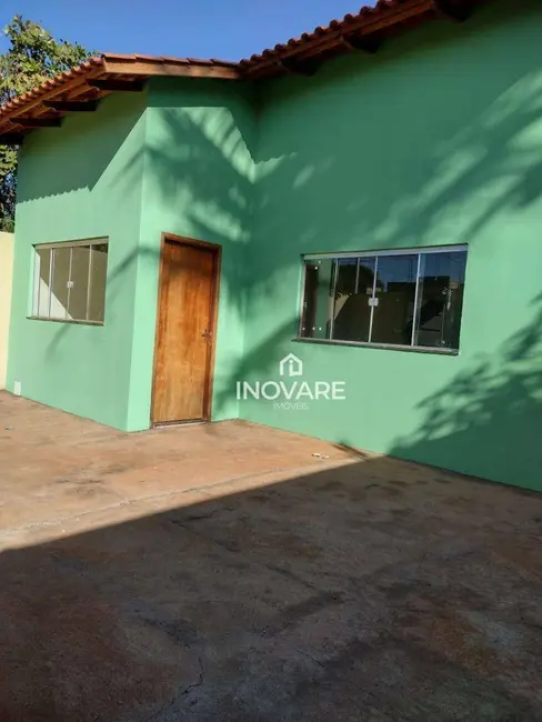 Foto 1 de Casa com 2 quartos à venda, 250m2 em Itumbiara - GO