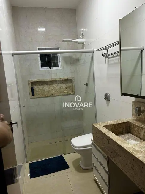 Casa com 3 quartos à venda, 360m2 em Ferreira da Costa, Itumbiara - GO - imagem 6 Foto 6 de Casa com 3 quartos à venda, 360m2 em Ferreira da Costa, Itumbiara - GO