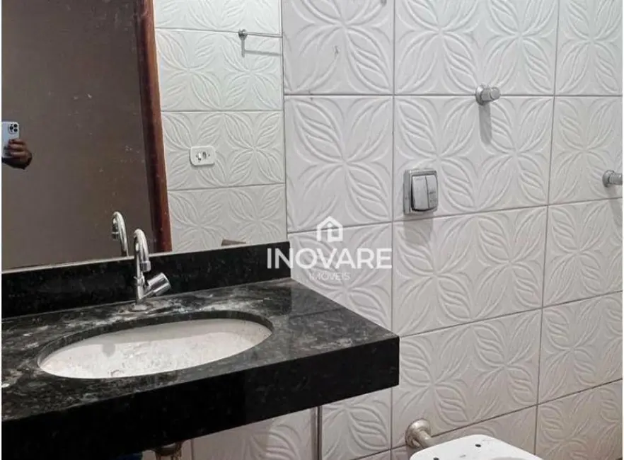 Foto 5 de Casa com 2 quartos à venda, 180m2 em Itumbiara - GO