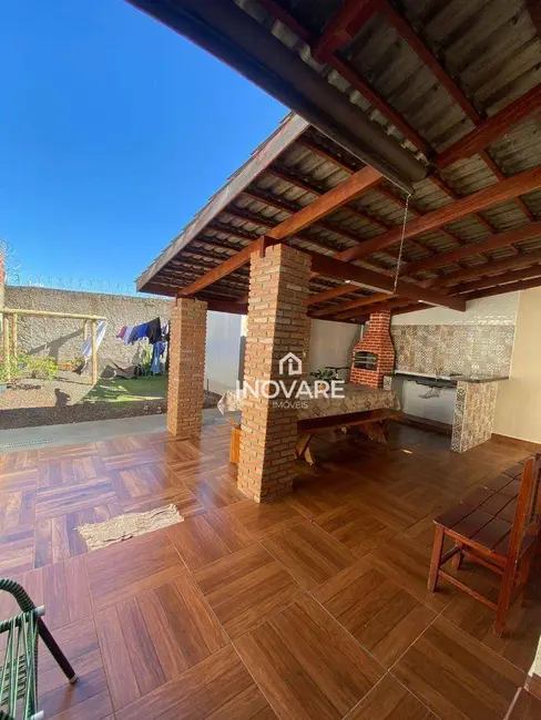 Foto 1 de Casa com 3 quartos à venda, 293m2 em Paranaíba, Itumbiara - GO