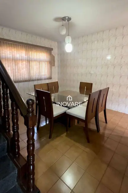 Casa com 3 quartos à venda, 326m2 em Itumbiara - GO - imagem 7 Foto 7 de Casa com 3 quartos à venda, 326m2 em Itumbiara - GO