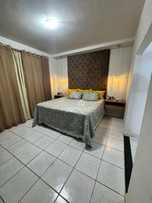 Casa com 3 quartos à venda, 240m2 em Residencial Jardim Primavera, Itumbiara - GO - imagem 7 Foto 7 de Casa com 3 quartos à venda, 240m2 em Residencial Jardim Primavera, Itumbiara - GO