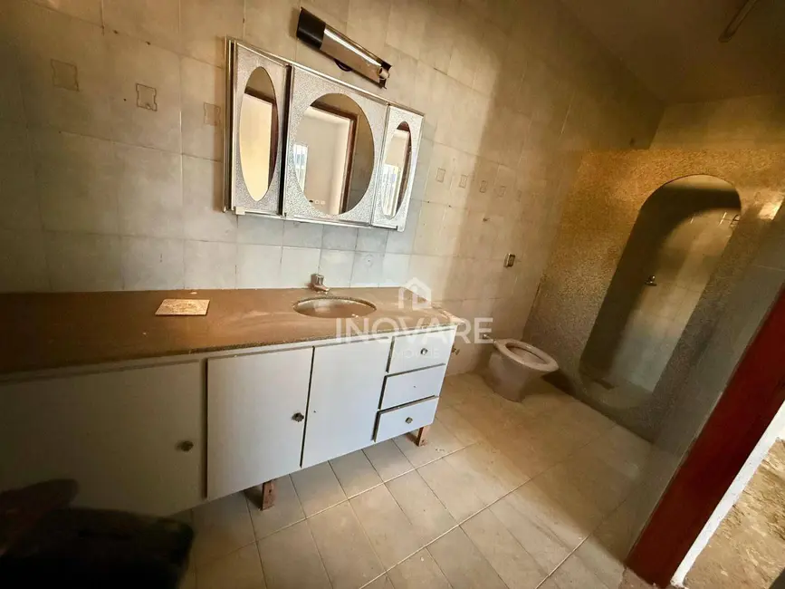 Casa com 3 quartos para alugar, 485m2 em Itumbiara - GO - imagem 8 Foto 8 de Casa com 3 quartos para alugar, 485m2 em Itumbiara - GO
