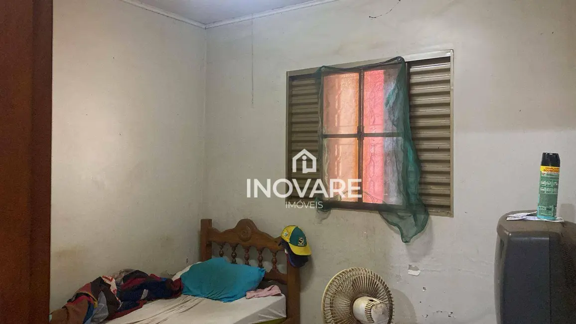 Casa com 3 quartos à venda, 360m2 em Setor Anhanguera, Itumbiara - GO - imagem 4 Foto 4 de Casa com 3 quartos à venda, 360m2 em Setor Anhanguera, Itumbiara - GO