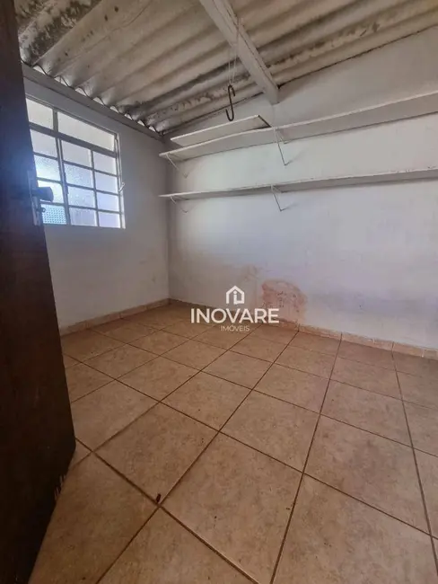 Casa com 3 quartos à venda, 253m2 em Itumbiara - GO - imagem 7 Foto 7 de Casa com 3 quartos à venda, 253m2 em Itumbiara - GO