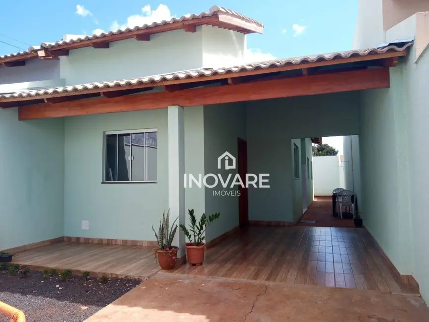 Foto 1 de Casa com 2 quartos à venda e para alugar, 180m2 em Parque Vale dos Buritys III, Itumbiara - GO