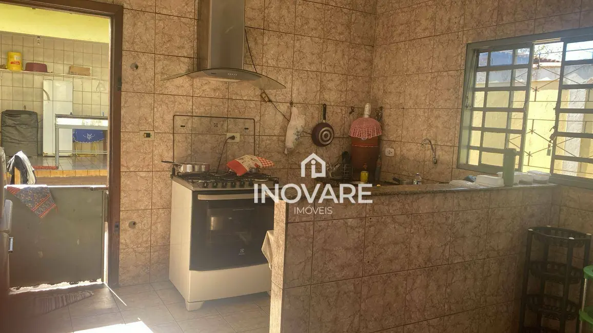 Casa com 4 quartos à venda, 360m2 em Jardim América, Itumbiara - GO - imagem 5 Foto 5 de Casa com 4 quartos à venda, 360m2 em Jardim América, Itumbiara - GO