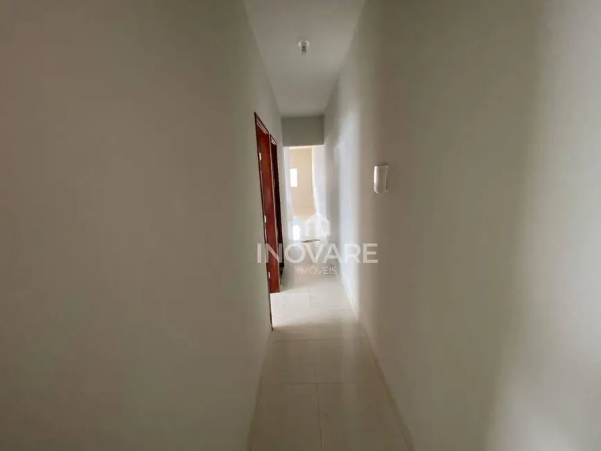 Foto 9 de Casa com 2 quartos para alugar, 180m2 em Jardim Leonora, Itumbiara - GO