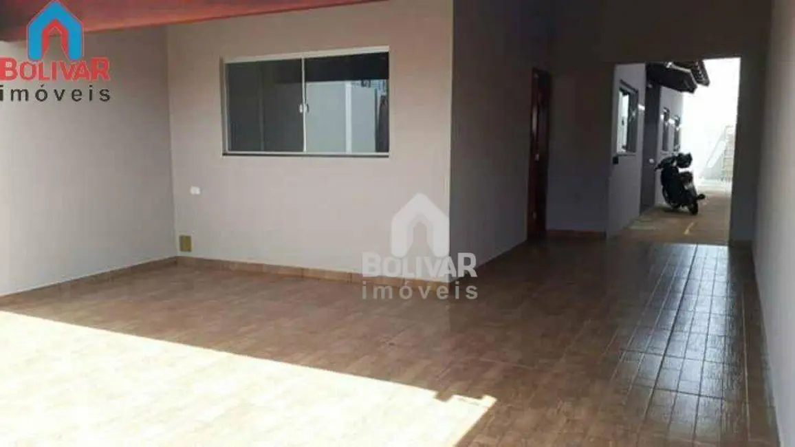 Casa com 2 quartos para alugar, 180m2 em Jardim Leonora, Itumbiara - GO - imagem 8 Foto 8 de Casa com 2 quartos para alugar, 180m2 em Jardim Leonora, Itumbiara - GO