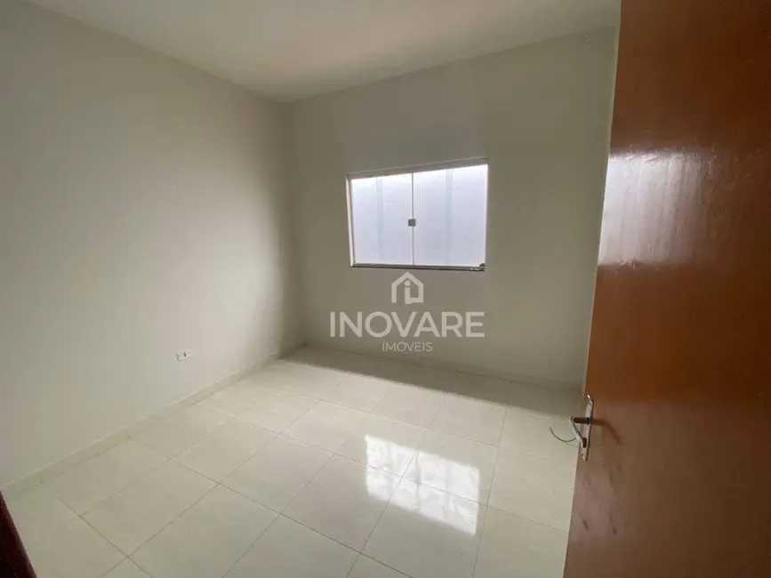 Foto 6 de Casa com 2 quartos para alugar, 180m2 em Jardim Leonora, Itumbiara - GO