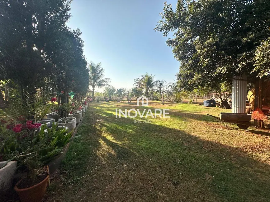 Sítio / Rancho com 3 quartos à venda, 2072m2 em Itumbiara - GO - imagem 3 Foto 3 de Sítio / Rancho com 3 quartos à venda, 2072m2 em Itumbiara - GO