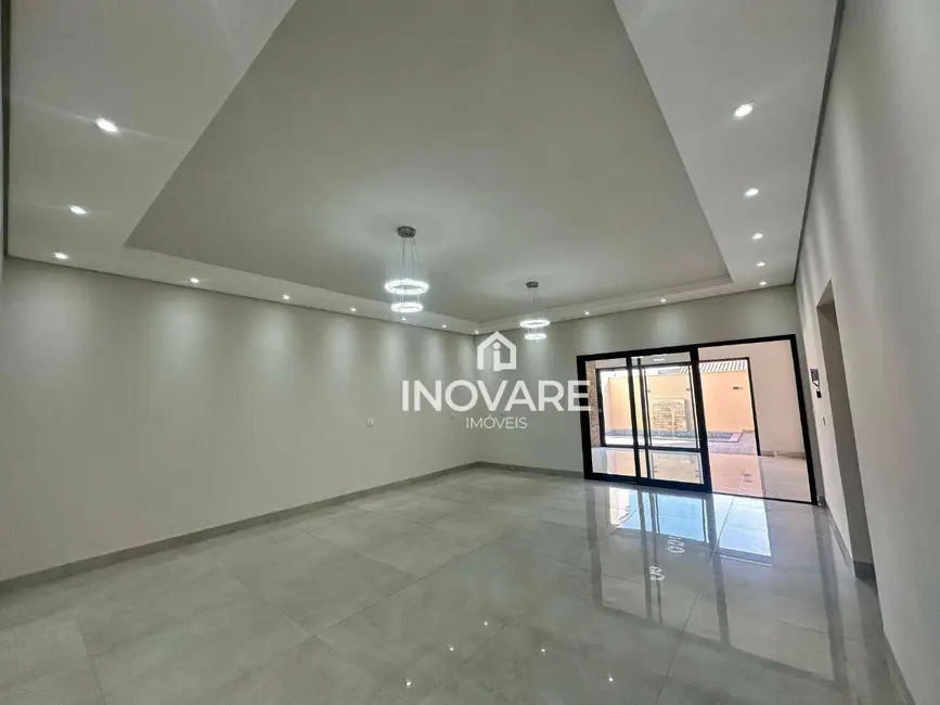 Foto 5 de Casa com 3 quartos à venda, 300m2 em Residencial Jardim Primavera, Itumbiara - GO
