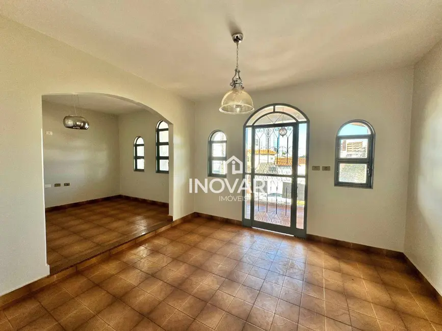 Casa com 4 quartos à venda, 400m2 em Alto da Boa Vista, Itumbiara - GO - imagem 3 Foto 3 de Casa com 4 quartos à venda, 400m2 em Alto da Boa Vista, Itumbiara - GO